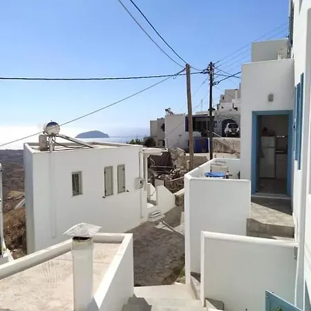 Anemoessa Serifos Town